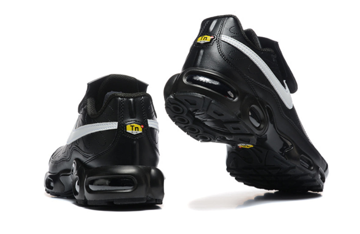 Nike Air Max Plus Tiempo « Black »