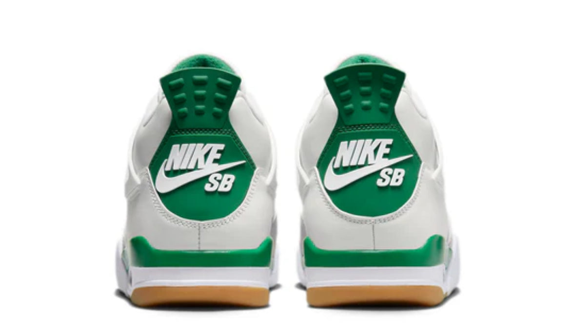 Air Jordan 4 Retro SB 'Pine Green'