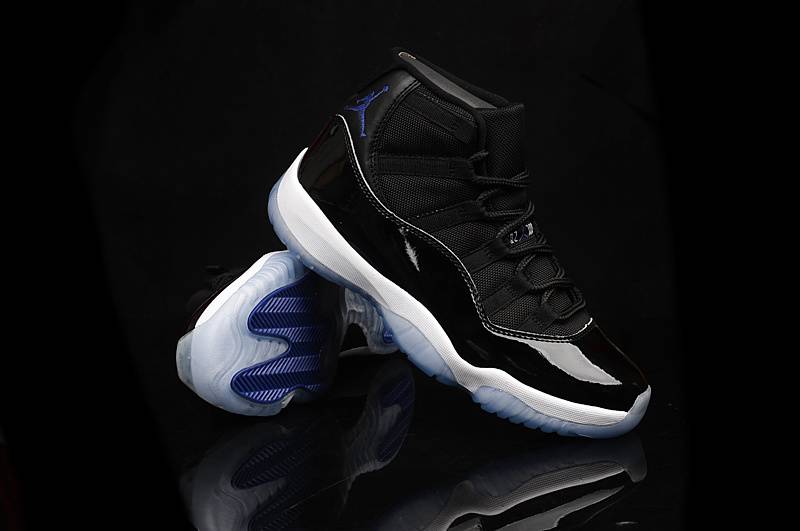 AIR JORDAN 11 'RETRO SPACE JAM'