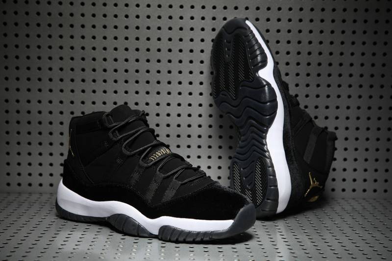 Air Jordan 11 'Retro Black Velvet'