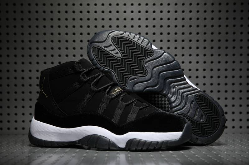 Air Jordan 11 'Retro Black Velvet'