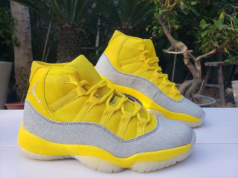 Air Jordan 11  "Yellow & Gray"