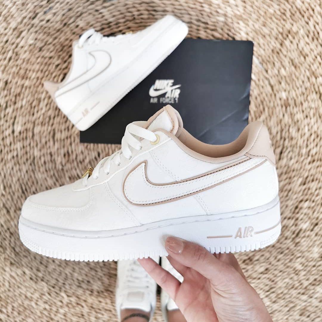 Nike air force 1 07 damen beige online