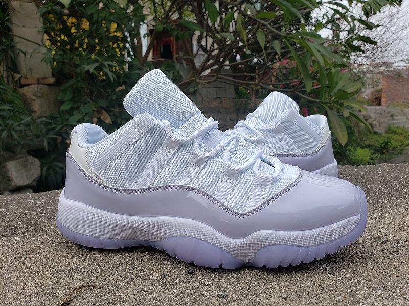 Air Jordan 11 'Low Pure Violet '