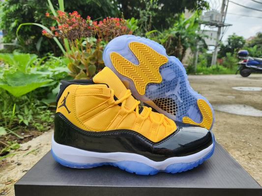 Air Jordan 11 "Yellow black"