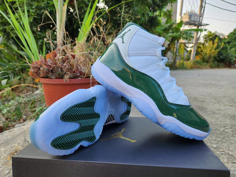 Air Jordan 11 'Hunter Green'