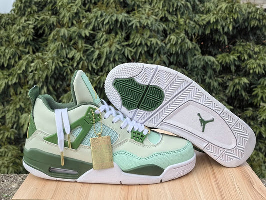 Air Jordan 4 ‘First Class’