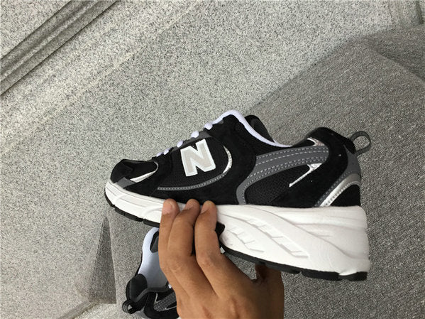 NEW BALANCE 530 BLACK