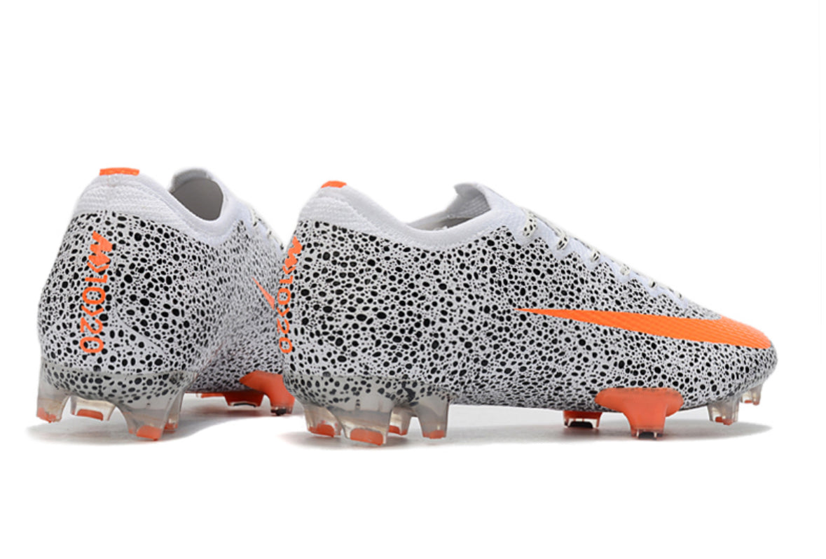 Crampon ‘Mercurial Vapor 13 Elite CR7 FG Safari’