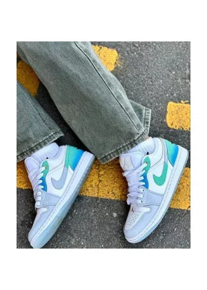 Air Jordan Retro 1 Low Se Emerald Rise